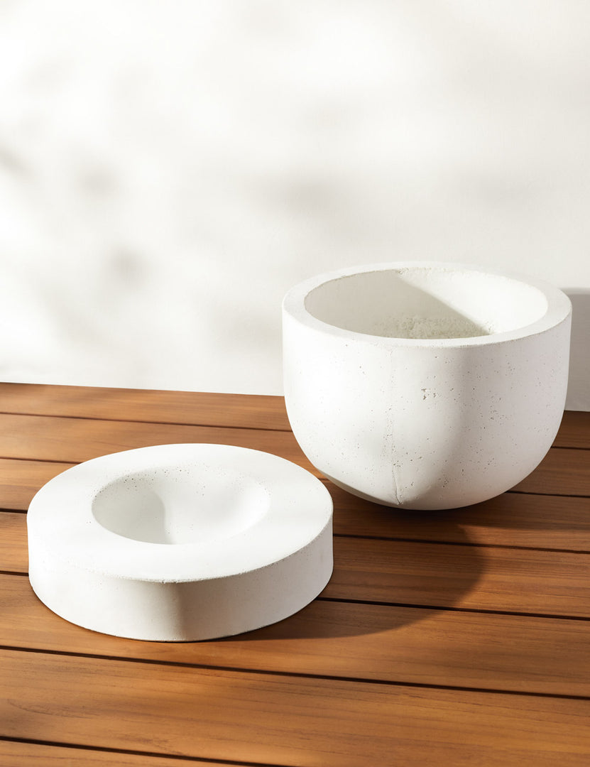 #size::small #size::large | Dreama white Indoor and Outdoor Planter separated from the disc base