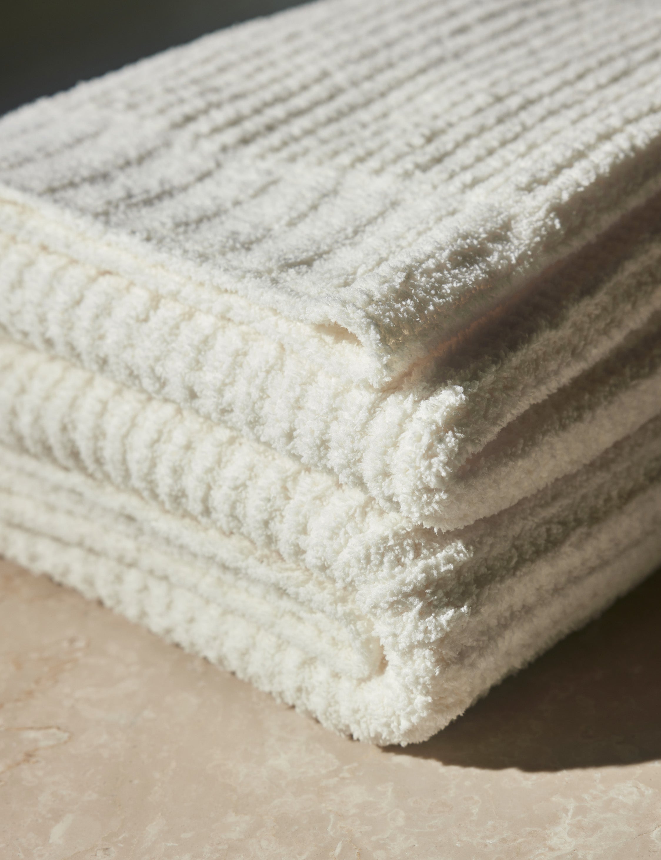 WAFFLE WEAVE THROW WITH FRINGE main image 0