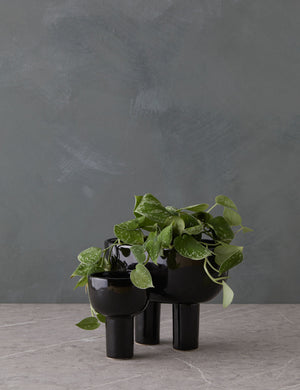 Nuria Planter Pot