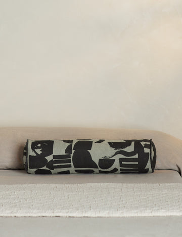 #color::khaki-and-black