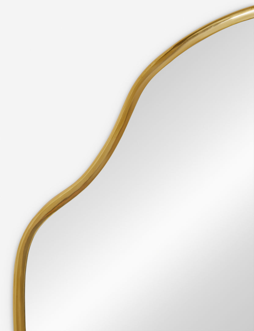 #size::small | The gold curved frame on the small puddle mirror