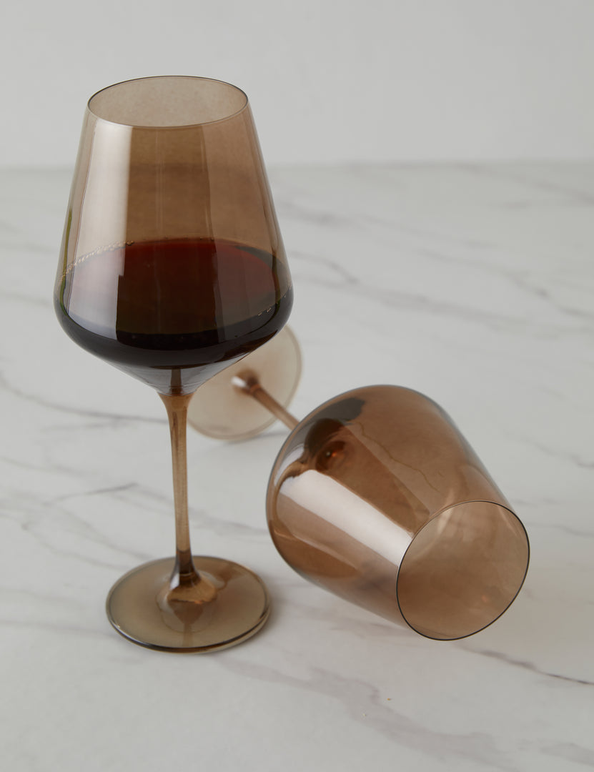#color::amber-smoke | Amber smoke wine glass by Estelle Colored Glass