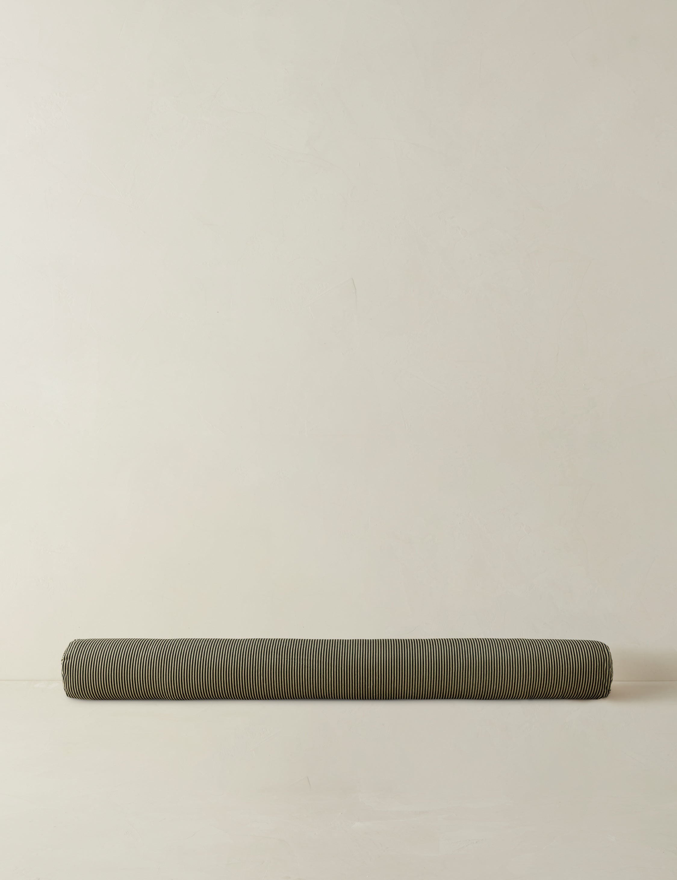 #color::Black-and-Sand