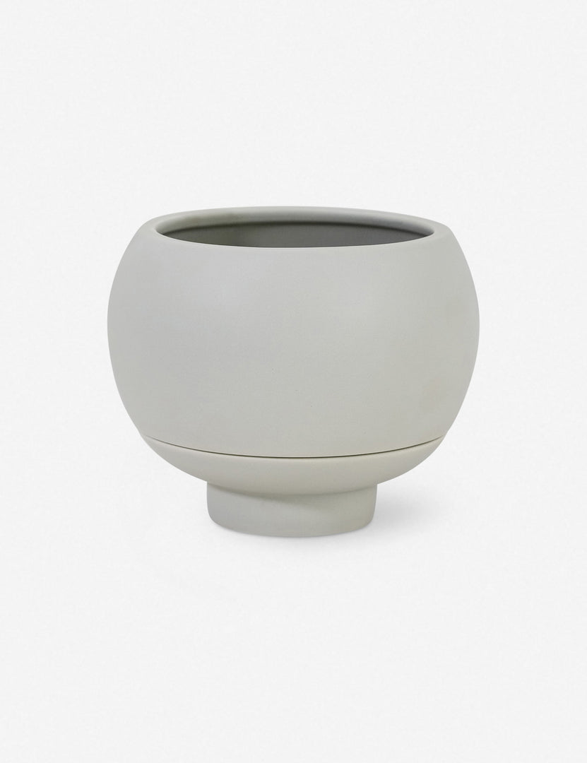#color::cloud | Sutton Ceramic Self-Watering Planter by Greenery Unlimited in cloud grey