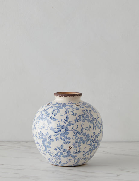 Cairns Vase