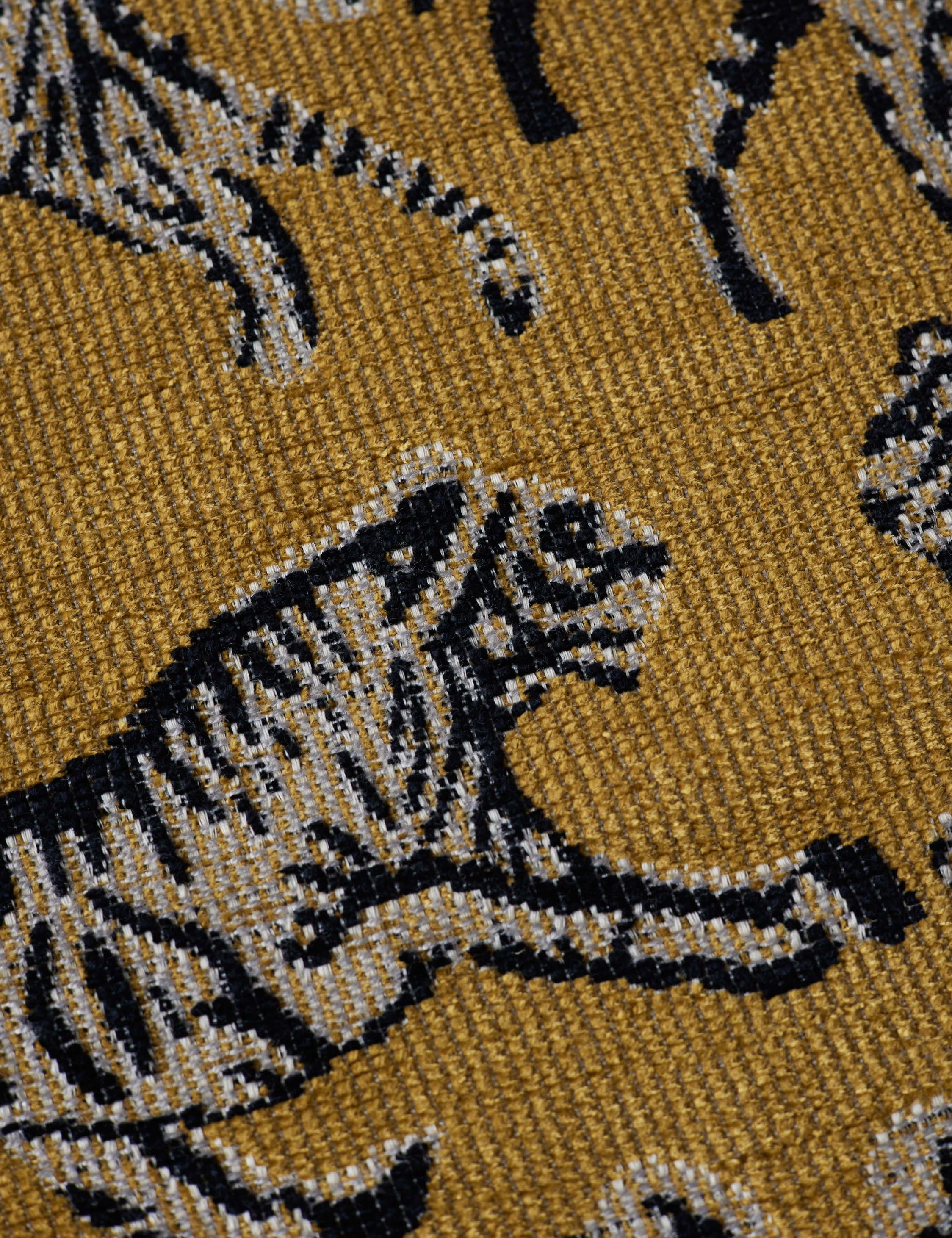 SAPEur ラグマット　サプール　タイガー Tiger Jacquard Fabric by Sarah Sherman Samuel