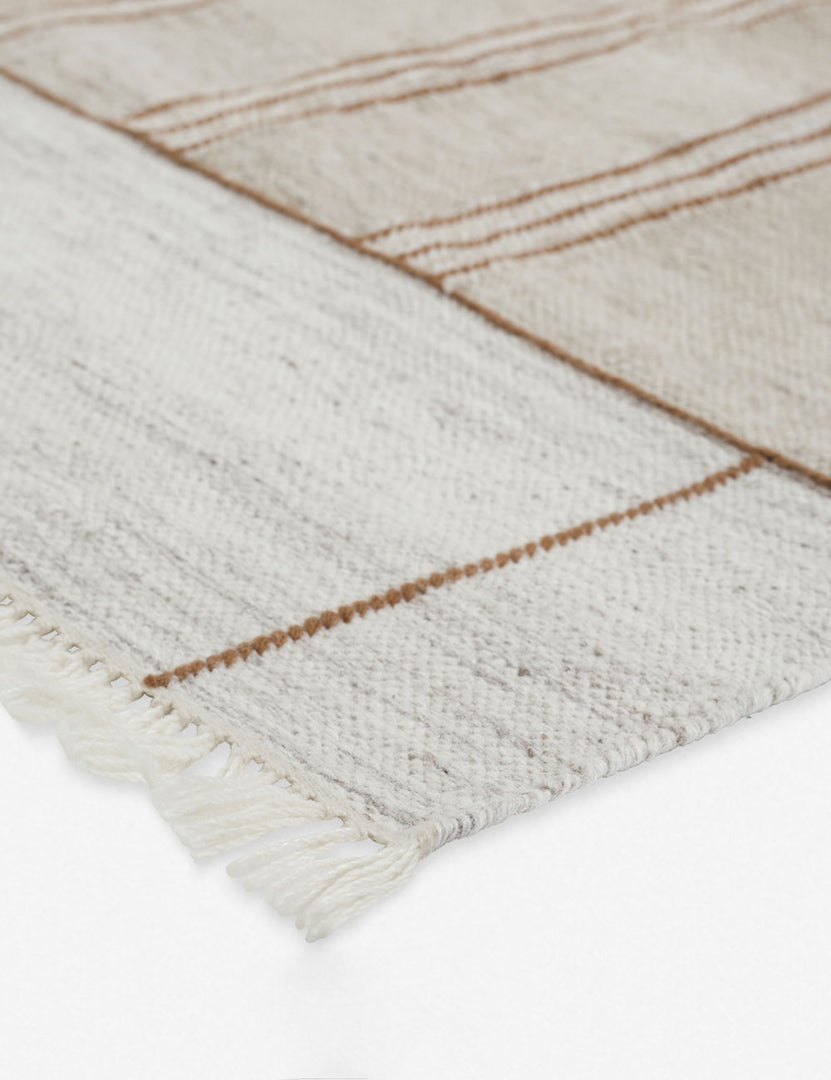 #size::2-6--x-8- #size::3--x-5- #size::5--x-8- #size::8--x-10- #size::9--x-12- #size::10--x-14- | The fringed corner of the valencia indoor and outdoor rug