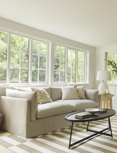 #color::light-gray #size::90-w #size::96-w