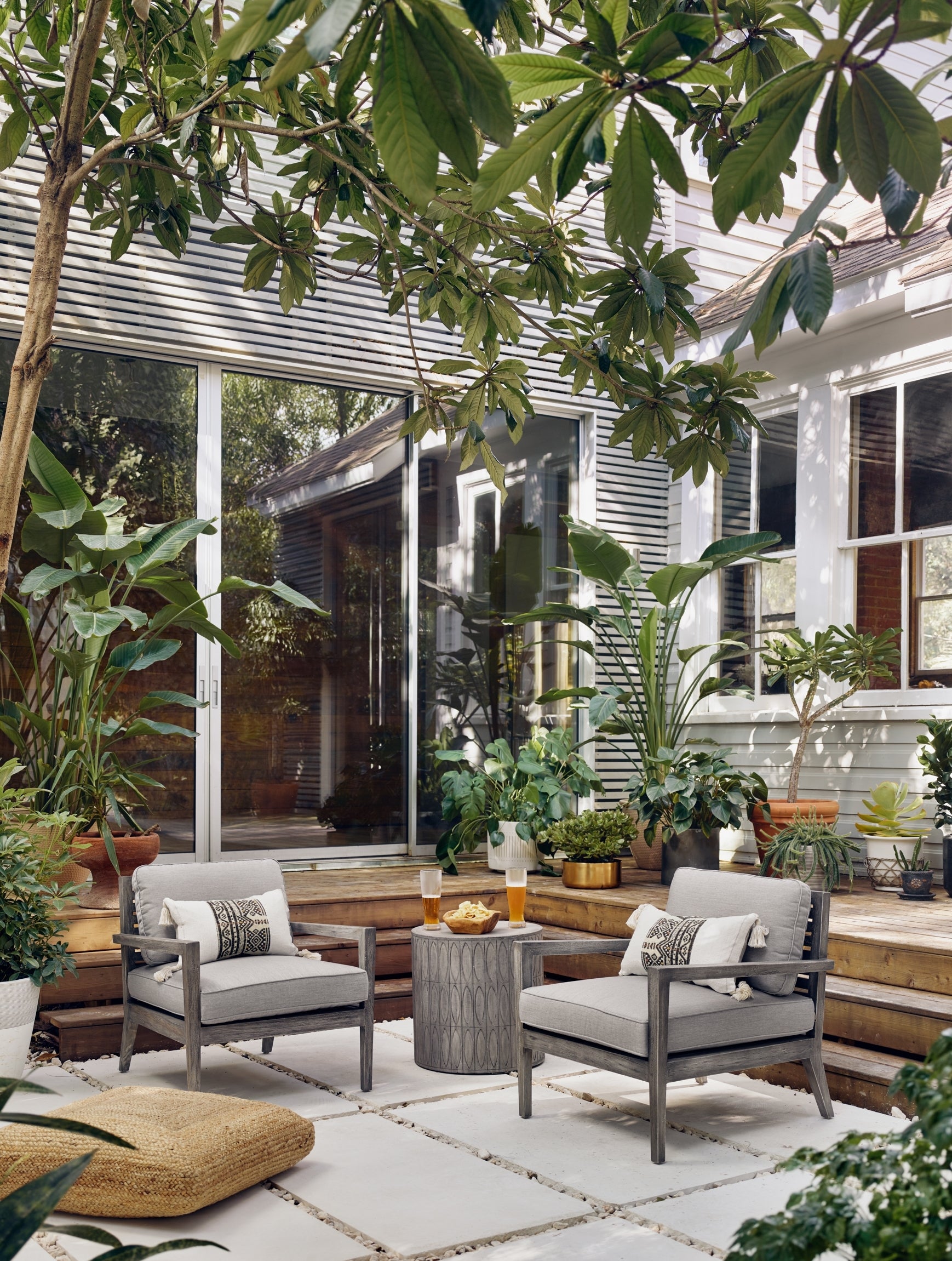 Glyn Indoor / Outdoor Side Table - Thumbnail 3