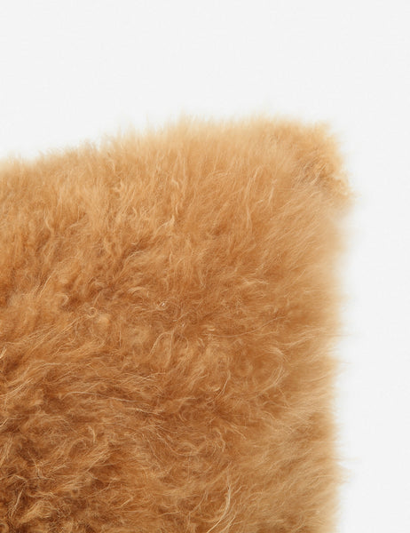 #color::golden-brown | Close-up of the corner on the Madison golden brown Cashmere Fur Pillow